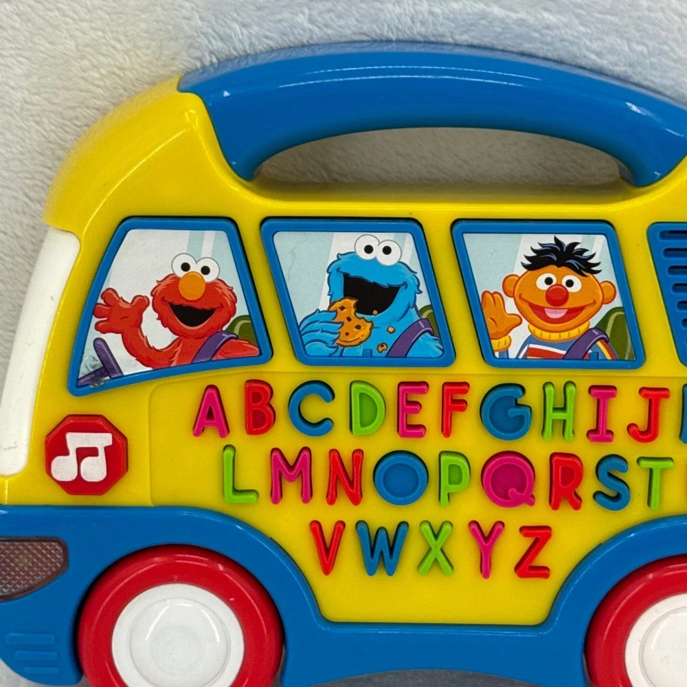 Vintage Sesame Street Elmo's Alphabet Bus ABC Learning Musical Toy Fisher Price